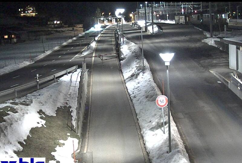 Kandersteg › North: Autoverlad Lötschberg