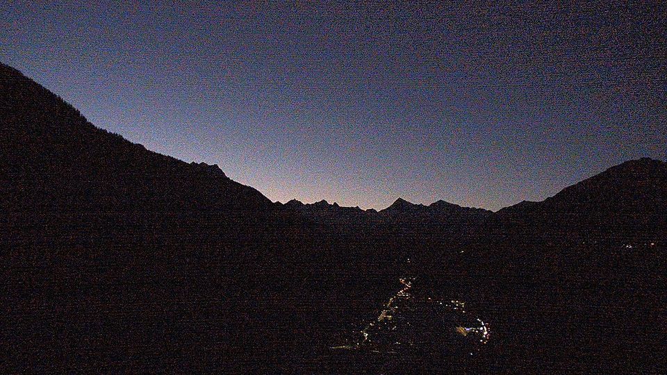 Quinto: Ambri Airport