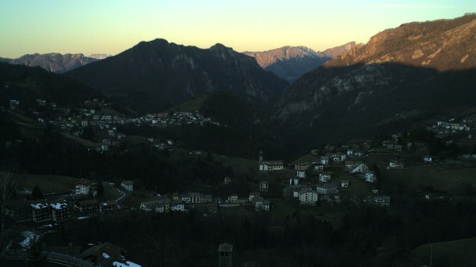 Oltre il Colle › West: Zambla Bassa - Oltre Il Colle - Zorzone