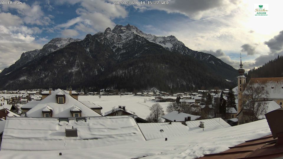 Gemeinde Waidring › South-east: Erlebnis-Hotel Tiroler Adler Steinplatte Waidring