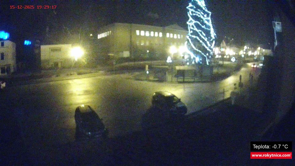 Rokytnice nad Jizerou: Dolní náměstí