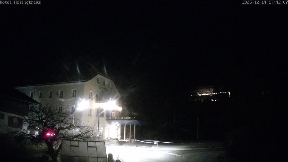 Stadt Hall in Tirol › North: Austria Classic Hotel Heiligkreuz - Hall in Tirol - Haller Zunterkopf - Bettelwurfhütte in Karwendel