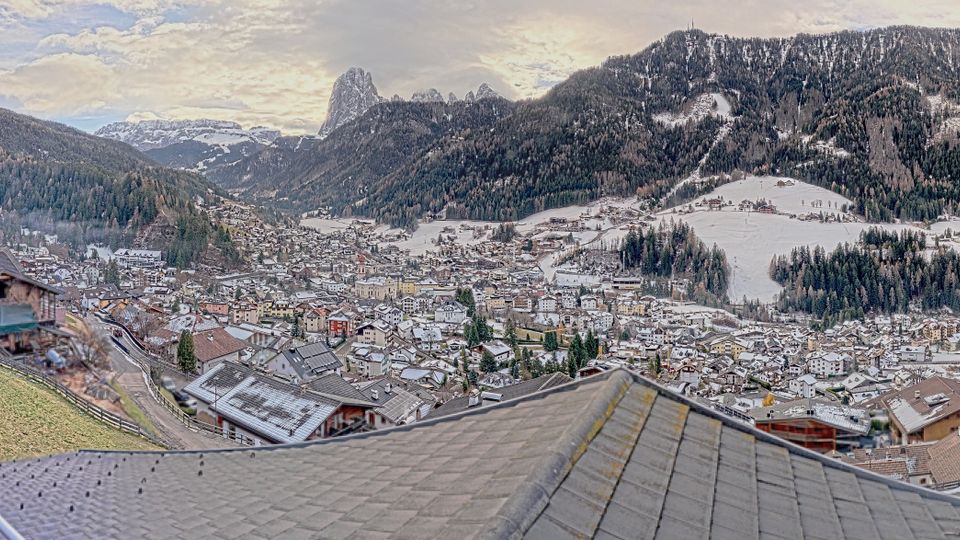 Urtijei - St. Ulrich in Groden - Ortisei: Solaria