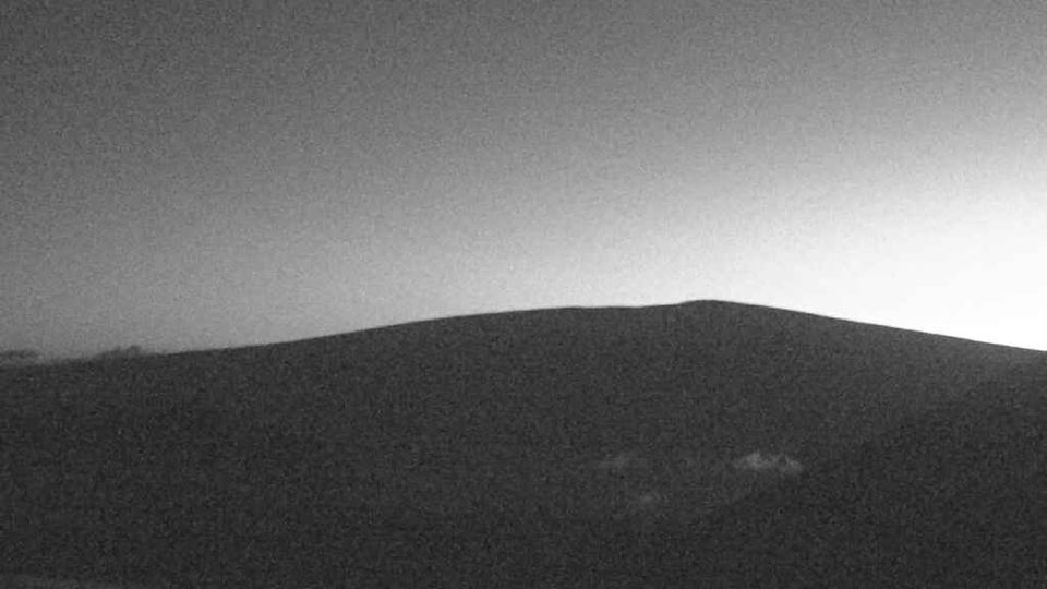 Hawaiʻi: Mauna Loa Mt. (looking to South from Mauna Kea Observatory)
