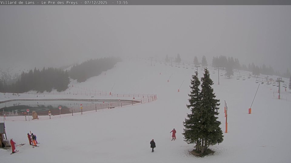 Correncon-en-Vercors: Villard de Lans-Corrençon en Vercors : Domaine alpin Villard/Corrençon : arrivée de la Télécabine Pré des Peys