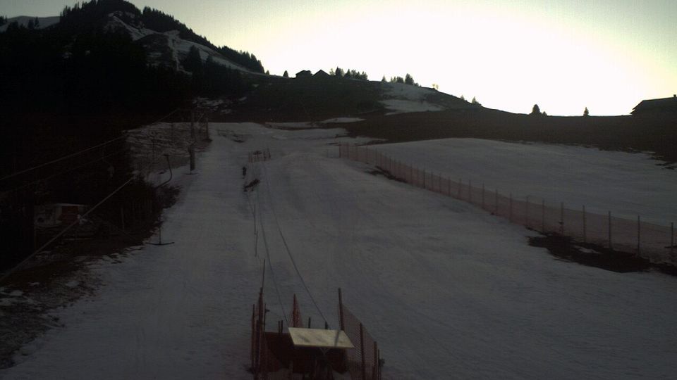 Oberwil: Skilift Rossberg AG