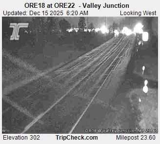 Willamina: ORE18 at ORE22 - Valley Junction