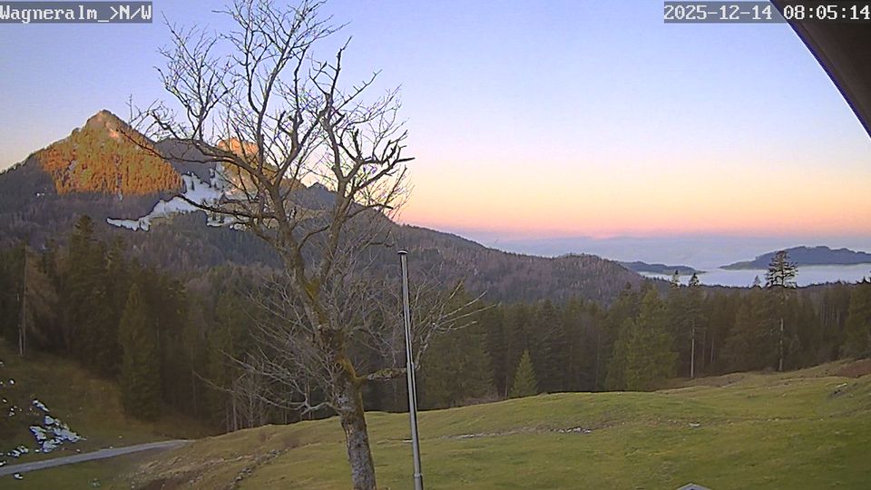 Samerberg: Wagneralm 1050m ü.M. >NW