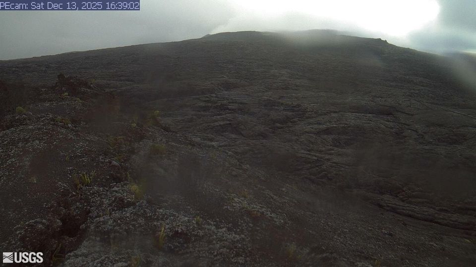 Mountain View CDP: Kīlauea volcano Puʻu ʻŌʻō east flank
