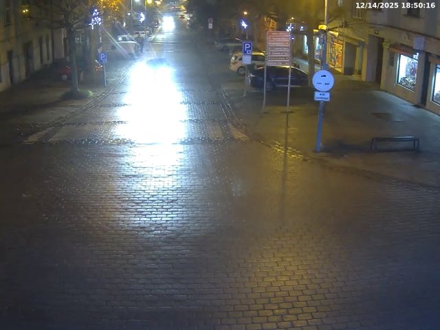 Zidlochovice › South-west: náměstí Míru