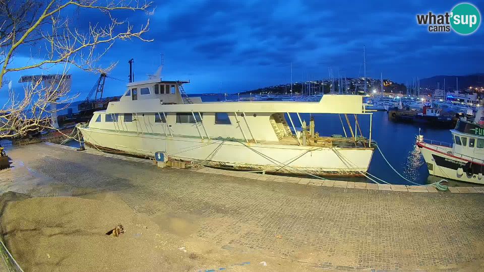 Ledenice: Webcam live - Novi Vinodolski harbour