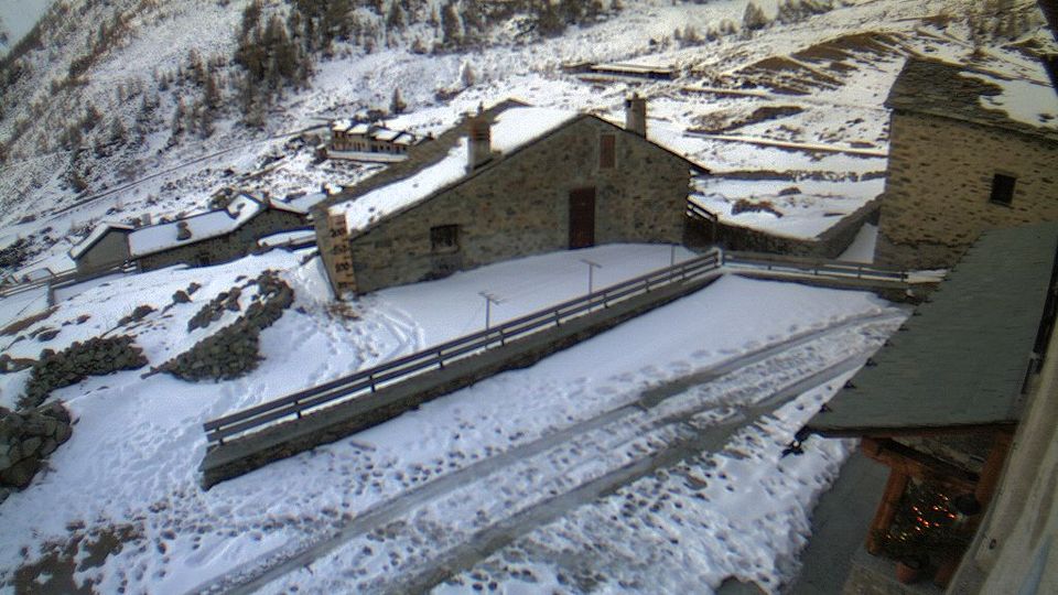 Grosio › South-west: Rifugio Malghera