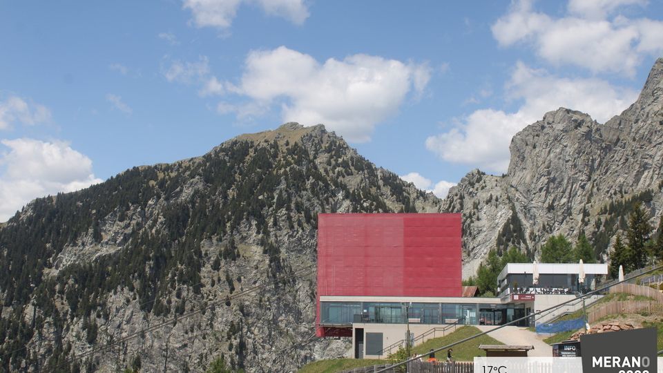 Schenna - Scena: Bergstation Meran