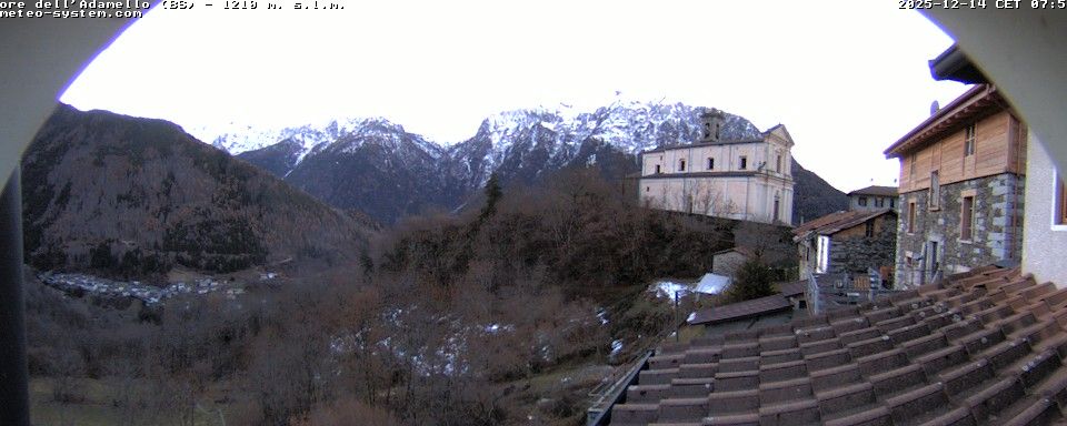 Saviore dell'Adamello › South-west: Saviore Dell'adamello