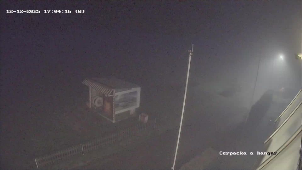 Turkovice › South-west: Letiště Podhořany