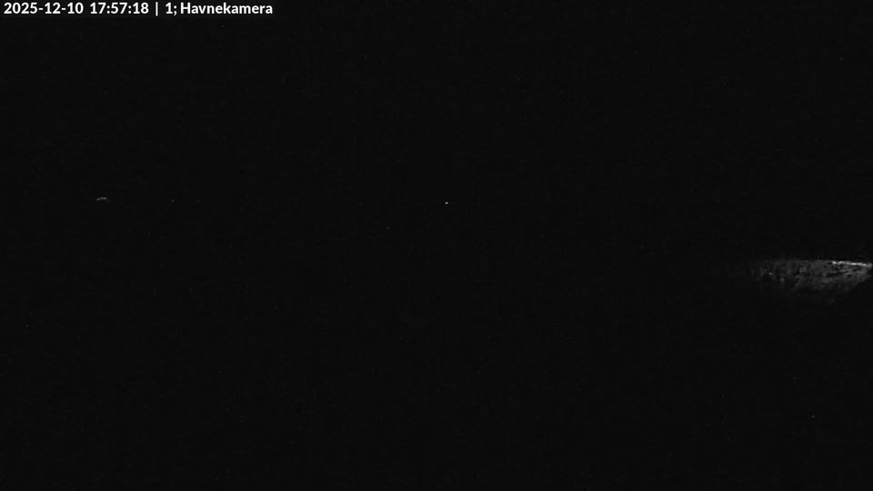 Hervik › South: Camping havn