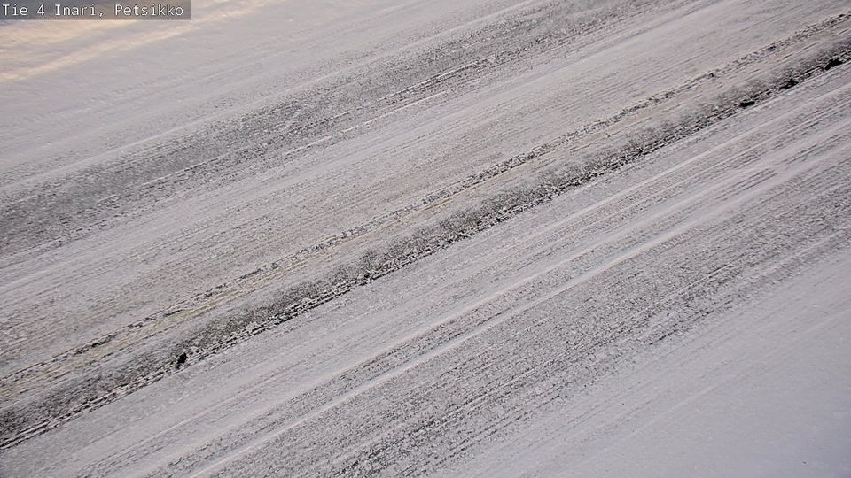 Utsjoki: Tie4 - Petsikko - Tienpinta