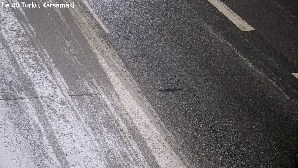 Karsamaki: Tie40 - Tie 9 Tienpinta