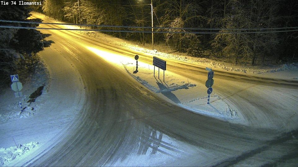 Ilomantsi: Tie 74 - Tie 522 Hattuvaaraan
