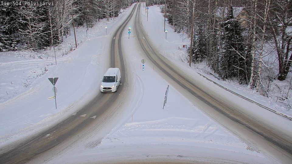 Polvijarvi: Tie 504 - Polvijarvelle