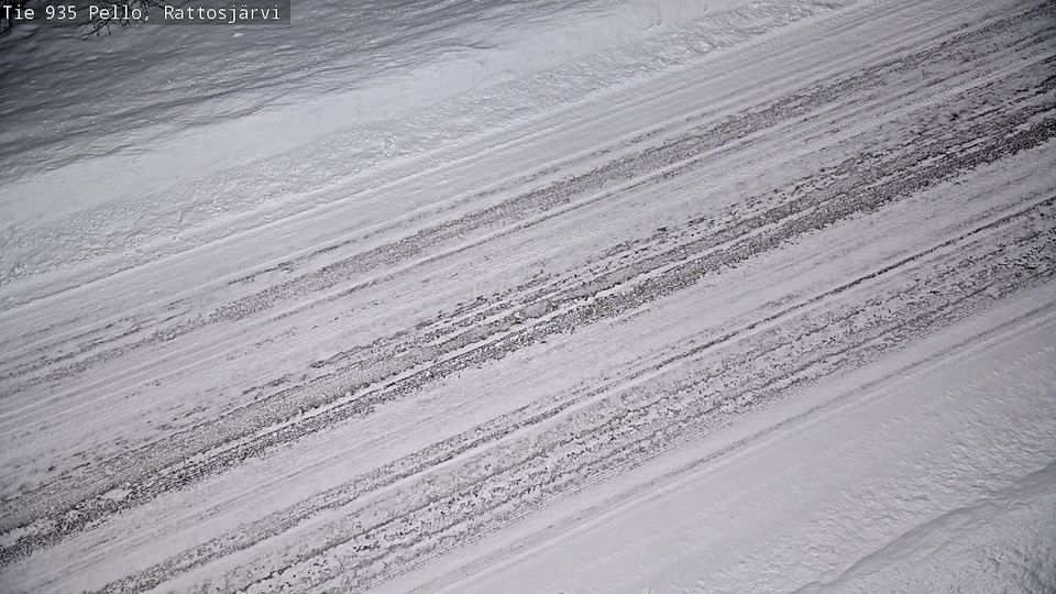 Pello: Tie935 Rattosjarvi - Tienpinta