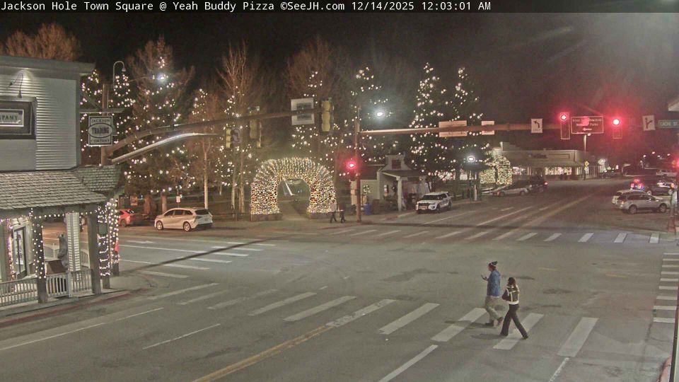 Jackson: Town Square Broadway