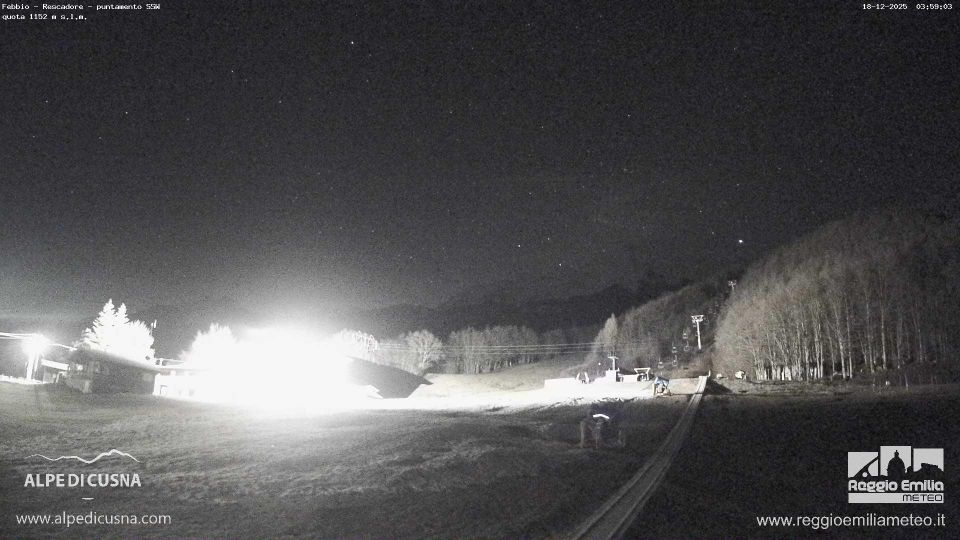 Febbio › South: Emilia-Romagna, Italia: Mt. Cusna, La Piella, Impianti sciistici di