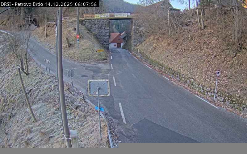 Tolmin: R2-403, Podbrdo - Petrovo Brdo, Petrovo Brdo