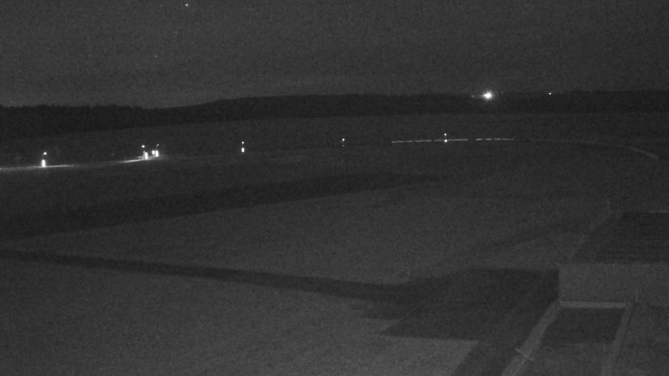 Neuhausen ob Eck › North: Flugplatz