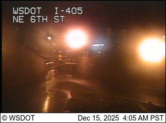 Bellevue: I-405 at MP 13.6: NE 6th St