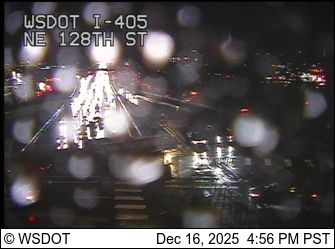 Kirkland: I-405 at MP 20.6: NE 128th St
