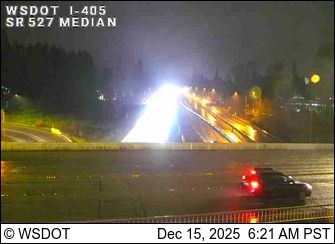 Bothell: I-405 at MP 26.7: SR 527, Median