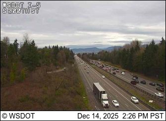 Burien: I-5 at MP 151.2: S 200th St