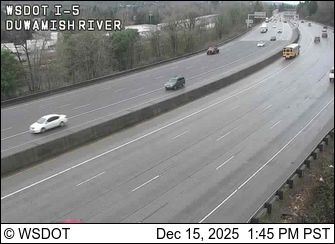 Burien: I-5 at MP 156.6: Duwamish River