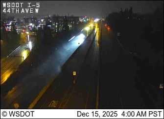 Lynnwood: I-5 at MP 180.6: 44th Ave W