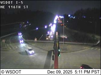 Everett: I-5 at MP 202.4: 116th St NE