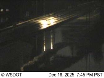 Meredith: SR 167 at MP 17.9: S 277th St, East