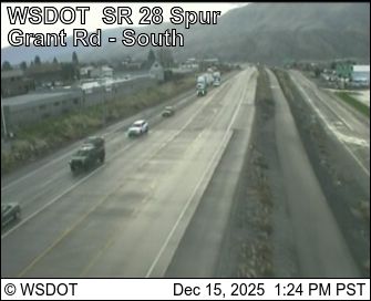 East Wenatchee › South: SR 28 Spur at MP 0.2 looking South