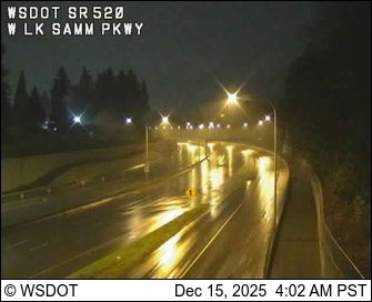 Redmond: SR 520 at MP 11.6: W Lk Sammamish Pkwy