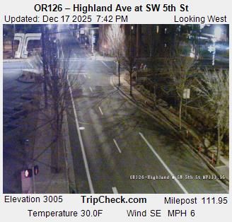 Redmond: OR126 - Highland Ave at SW 5th St