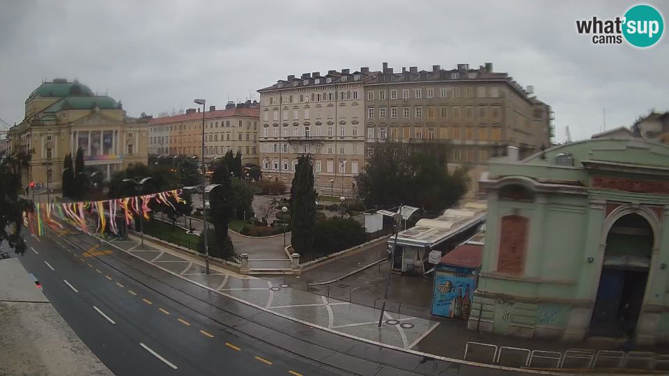 Rijeka: Webcam - Park and Croatian National Theatre Ivan pl. Zajc