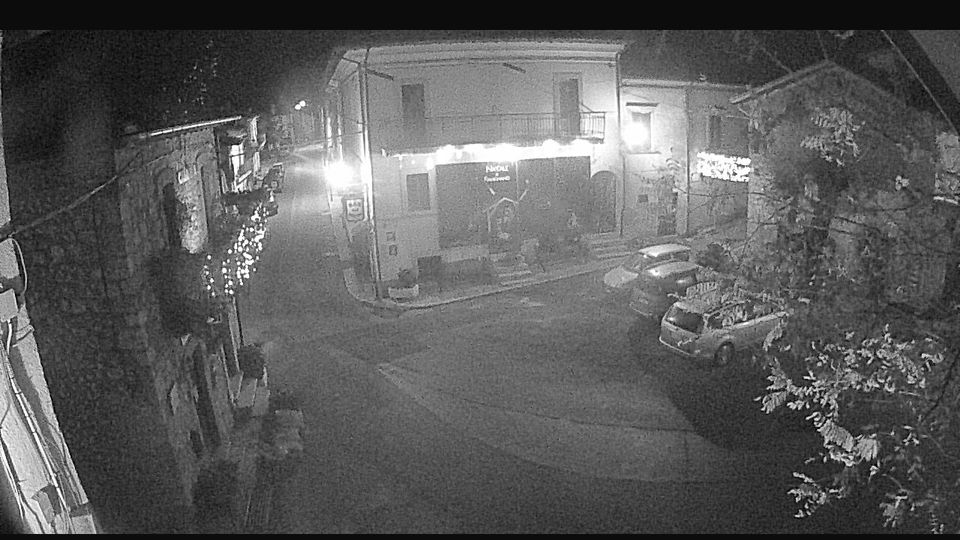 Fiamignano › West: Lazio, Italia: piazza di