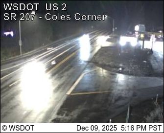 Coles Corner › East: US 2 at MP 84.5: SR 207 - looking East