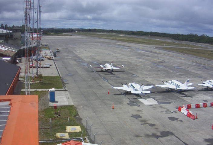 Puerto Montt › North: Avis Puerto Montt - Aeropuerto El Tepual