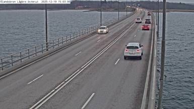 Saxnas › East: Ölandsbron Lågbro österut