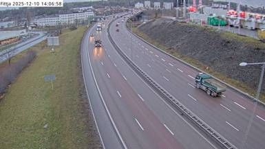 Tullinge › North-east: Fittja