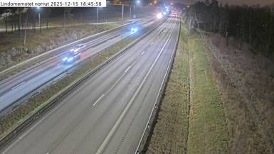 Hallesas › North-east: Lindomemotet