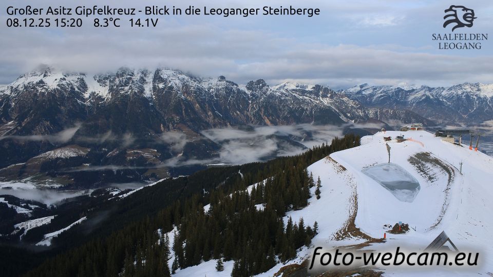 Leogang: Großer Asitz Gipfelkreuz - Blick in die Leoganger Steinberge
