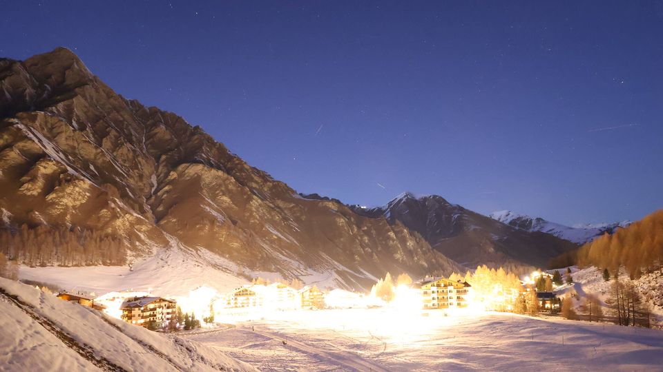 Samnaun: Samnaun-Dorf, Pra Grond - Samnaun-Dorf, Votlas - Samnaun-Dorf, Post - Trider Sattel - Piz Munschuns - Piz Ot