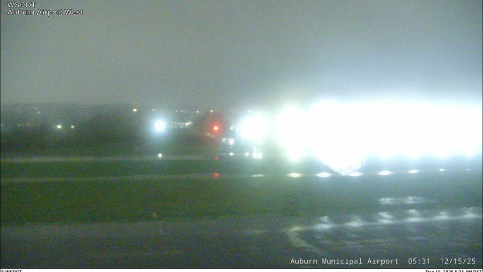 Auburn: Downtown › West: Auburn Municipal Airport West